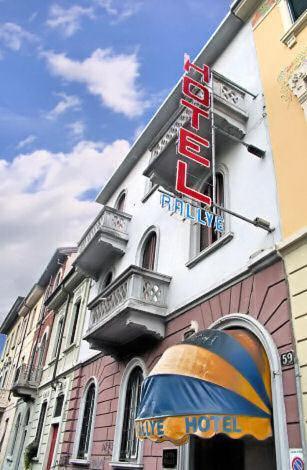 Hotel Rallye มิลาน ภายนอก รูปภาพ
